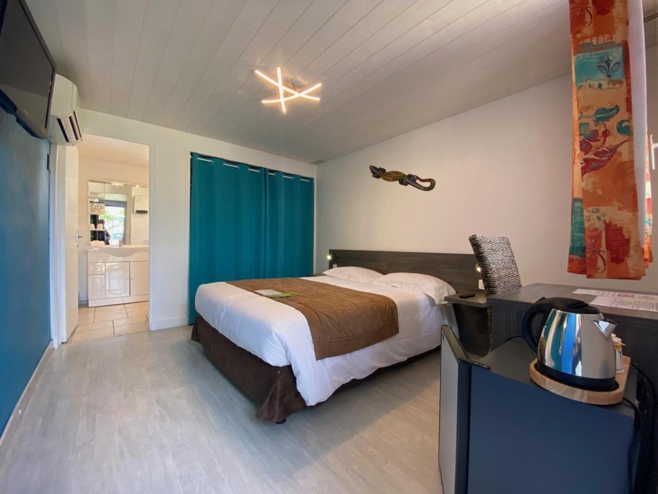 Hotel Des 4 Vents "Esprit Camargue" Aigues-Mortes Zewnętrze zdjęcie