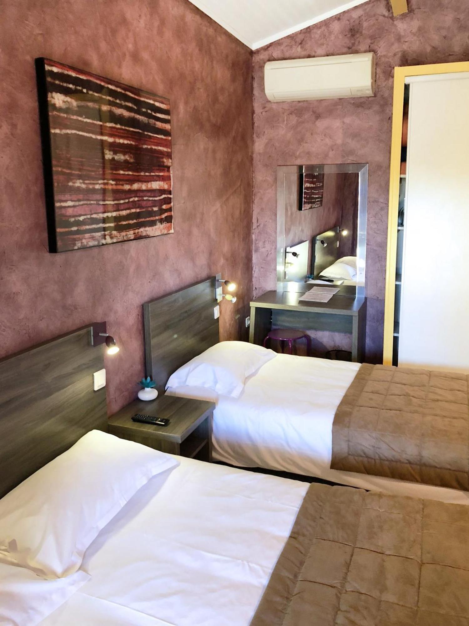 Hotel Des 4 Vents "Esprit Camargue" Aigues-Mortes Zewnętrze zdjęcie